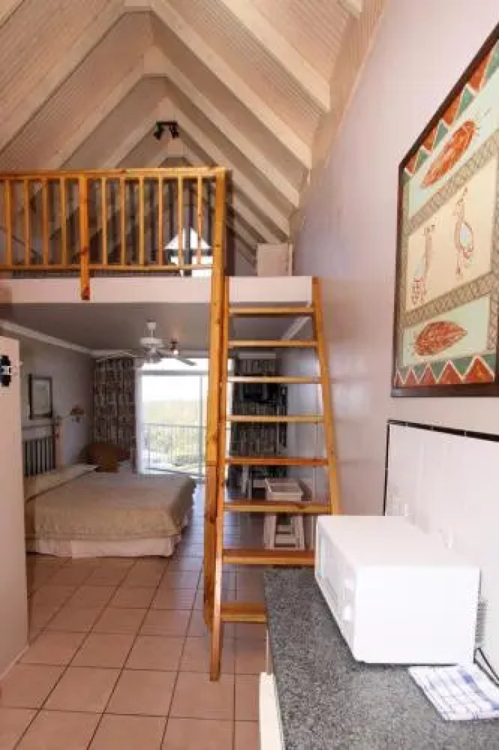 Kat Leisure The Reef Bed and Breakfast