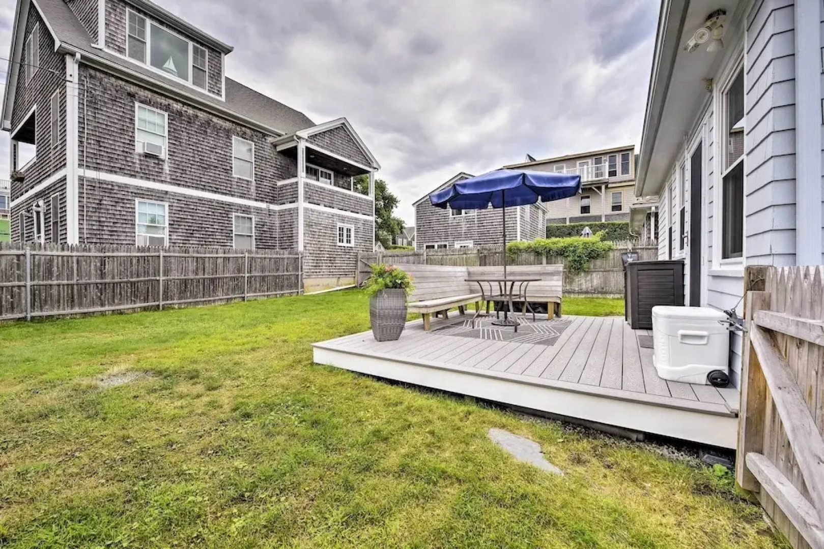 Idyllic Newport Area Cottage - Walk to First Beach