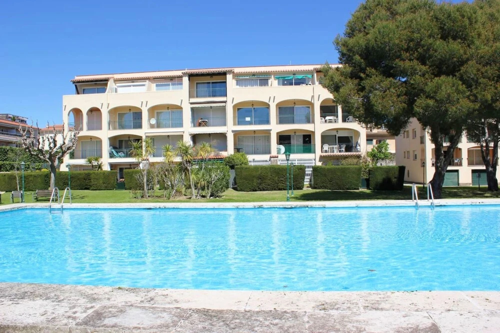 Apartment With one Bedroom in S'agaró, With Shared Pool and Furnished Balcony - Near the Beach