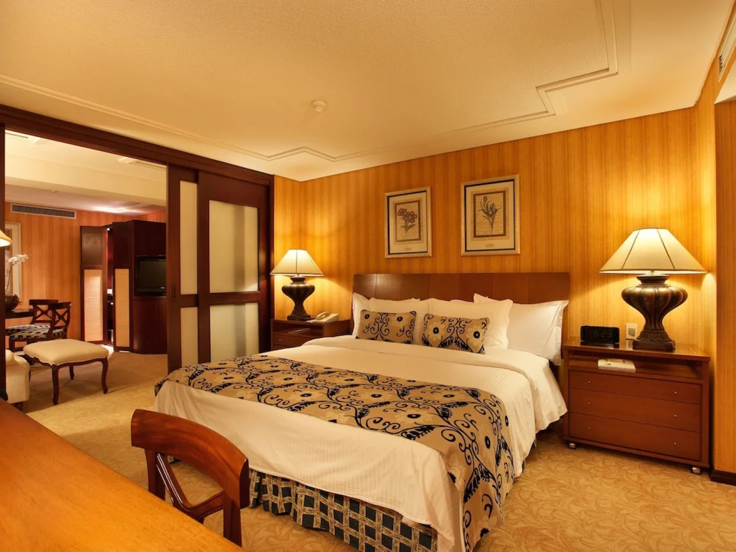 Royal Palm Plaza / The Palms