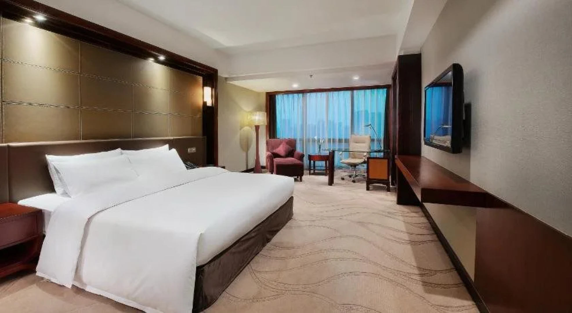 Chongqing Empark Grand Hotel