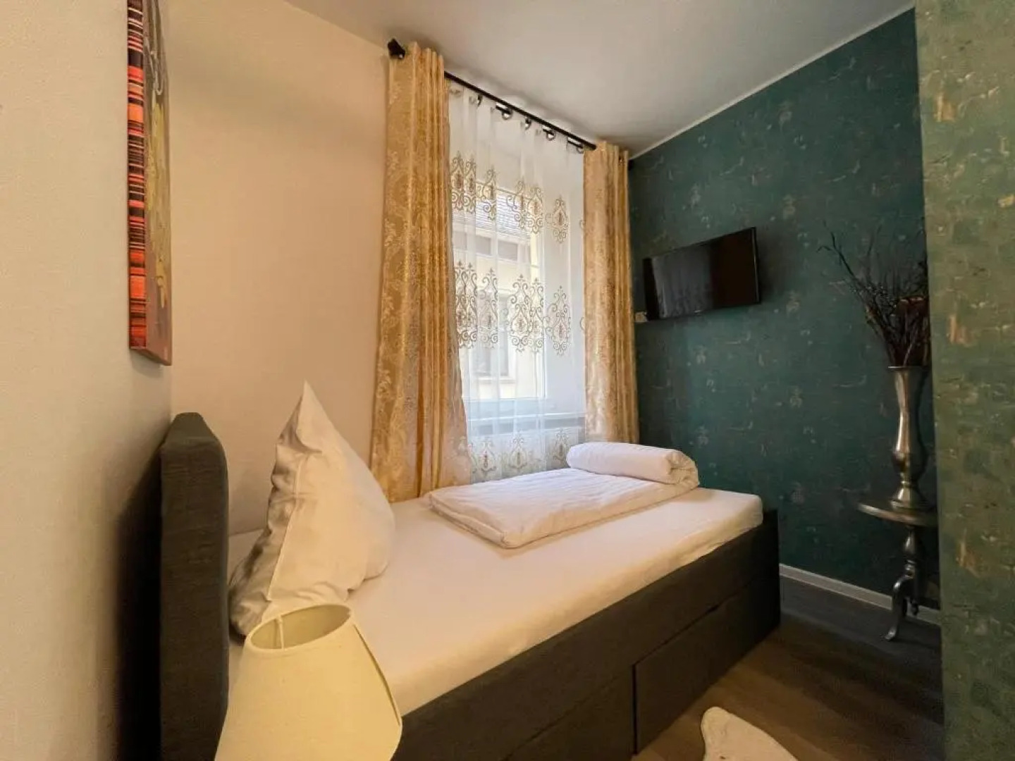 Отель Maison LeMi