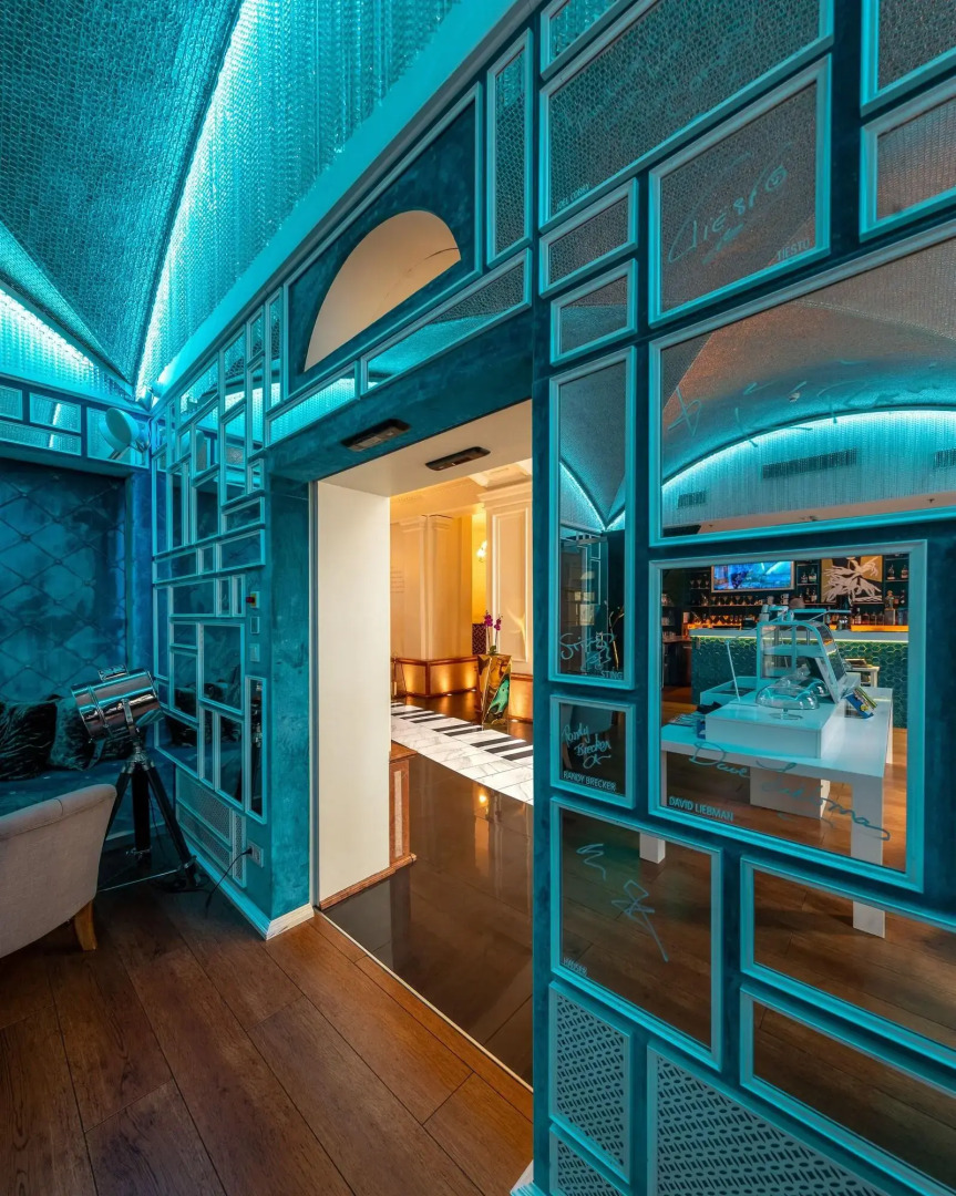 Aria Hotel Budapest by Library Hotel Collection