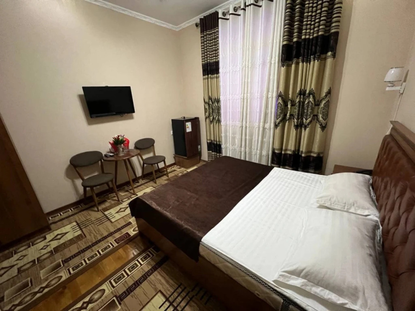 Ziyo Fayz Hotel