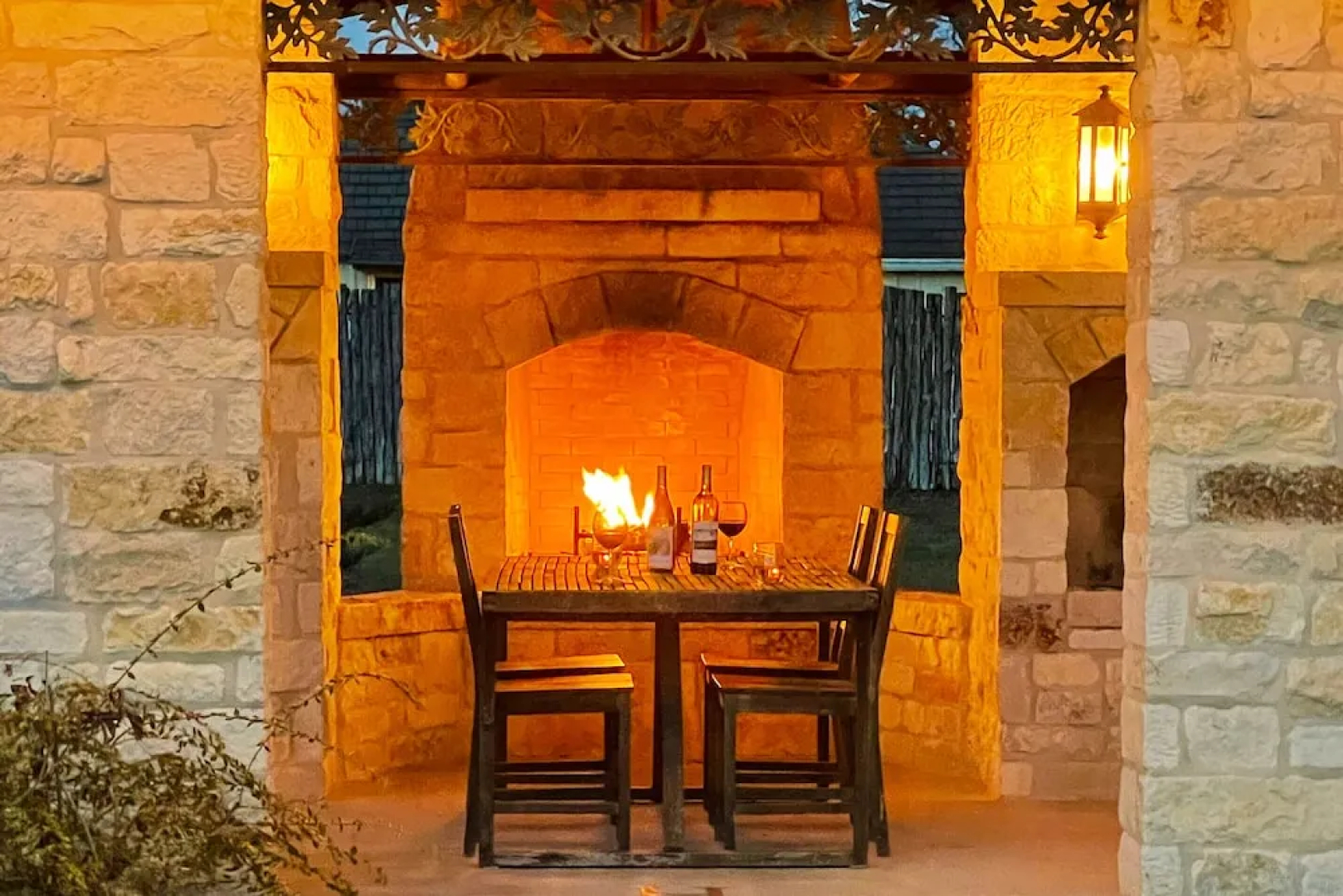 Blue Haus Hot Tub-fire Pit-game Room Walk to Main