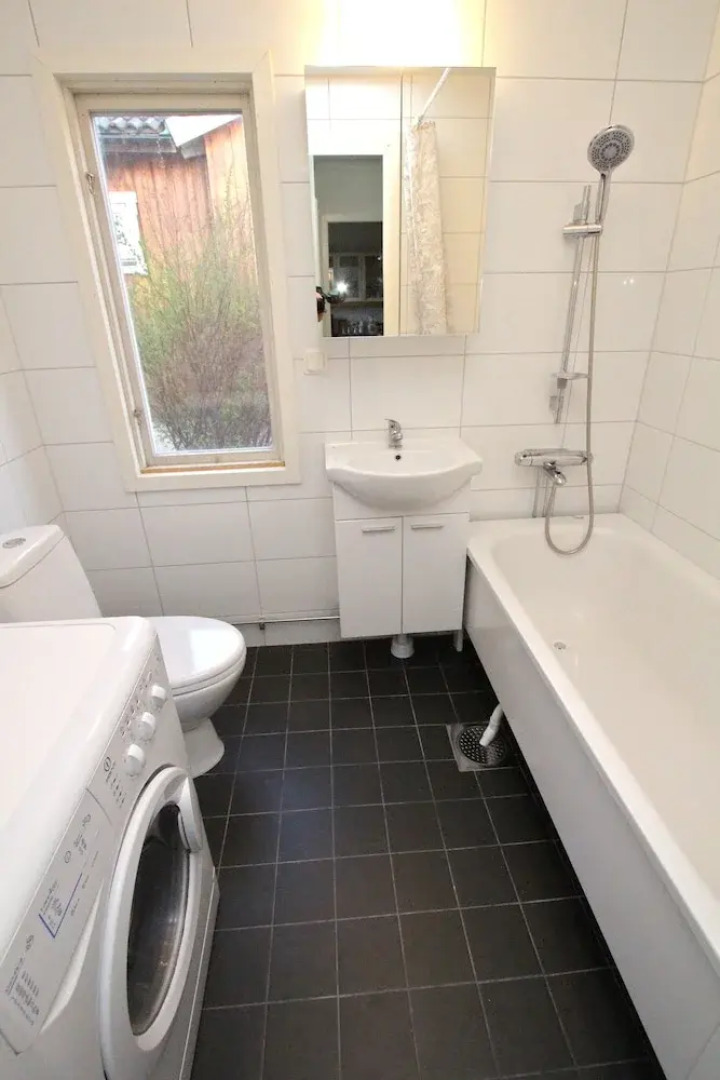 The Sundeck-a romantic apt in Tallkrogen