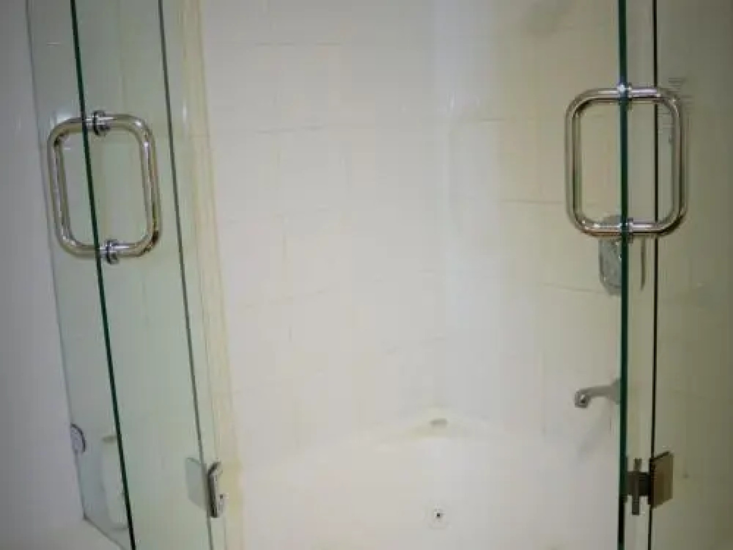 The Entrance Waterfront Resort Unit 502