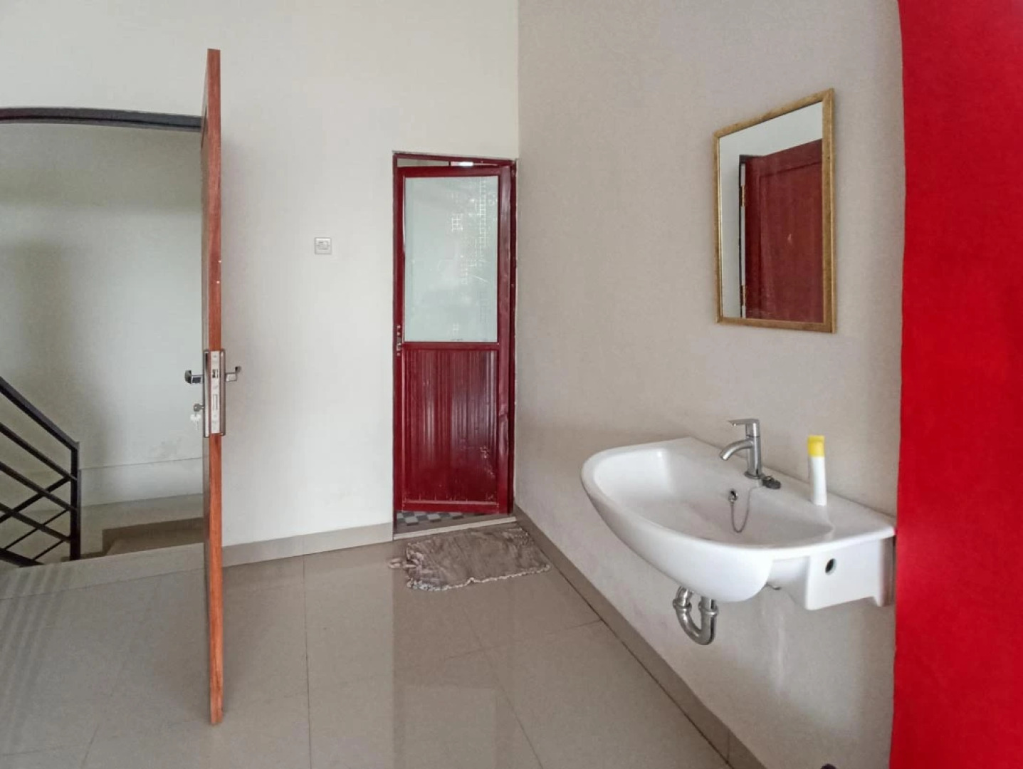 RedDoorz Syariah near Sentani City Square