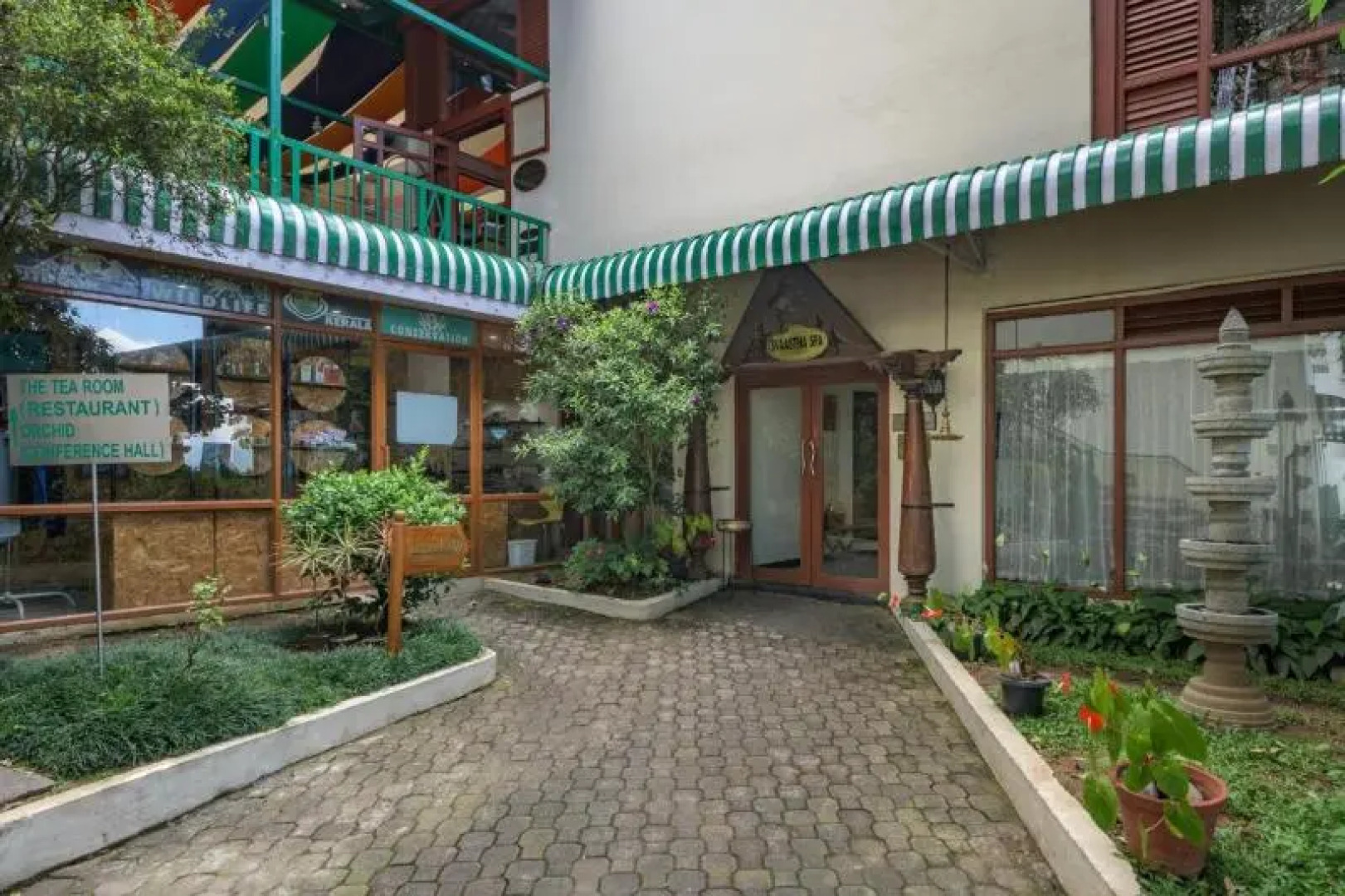 Club Mahindra Lake View