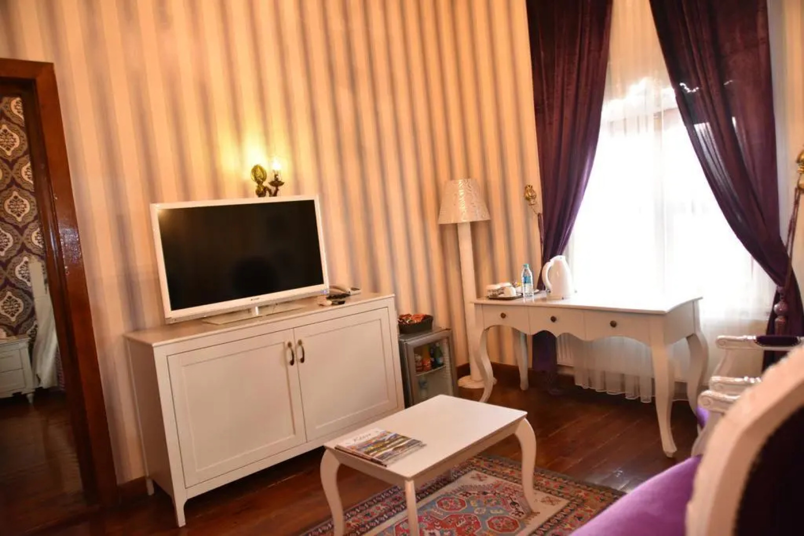 Augustus Boutique Hotel