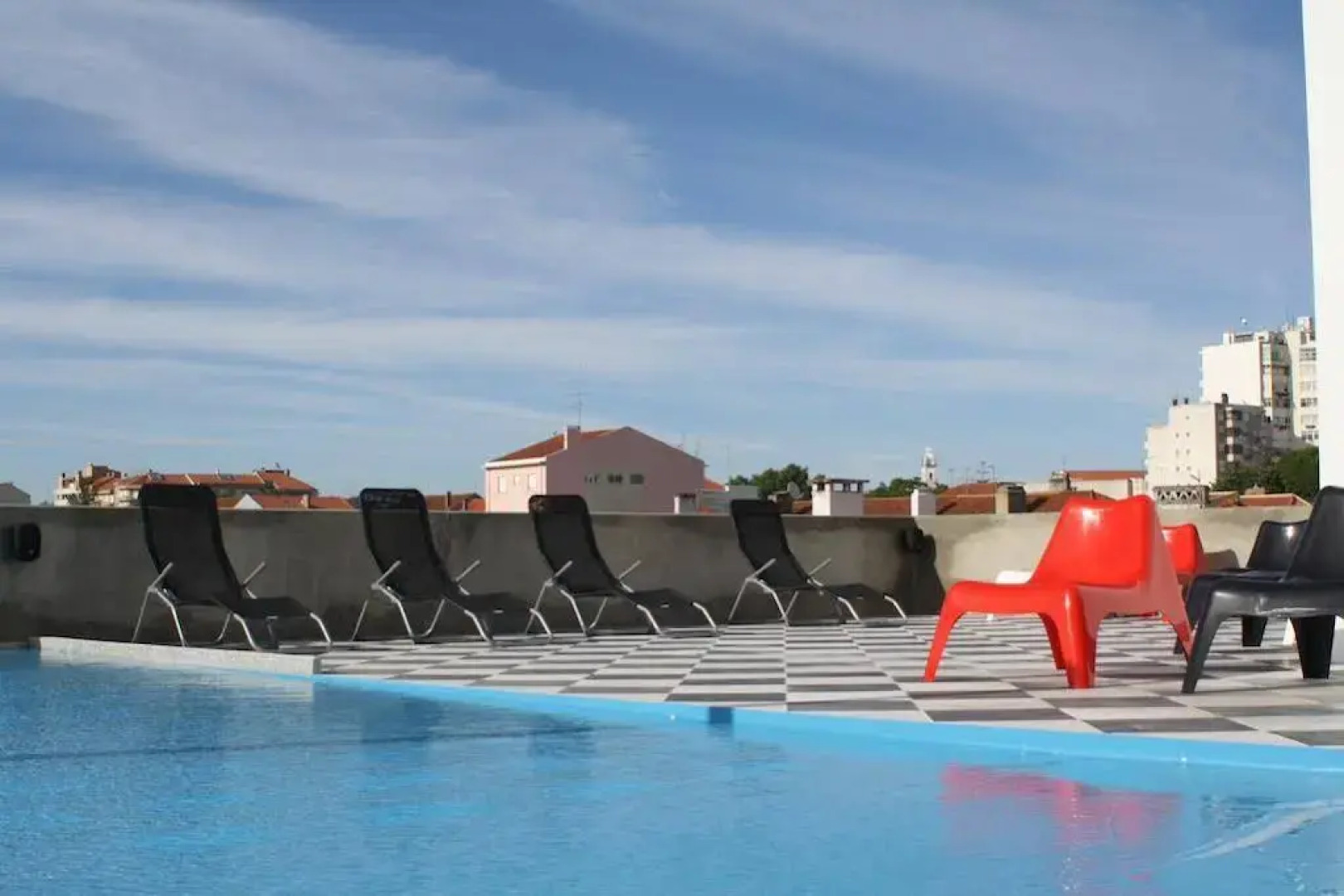 N1 Hostel Apartments & Suites