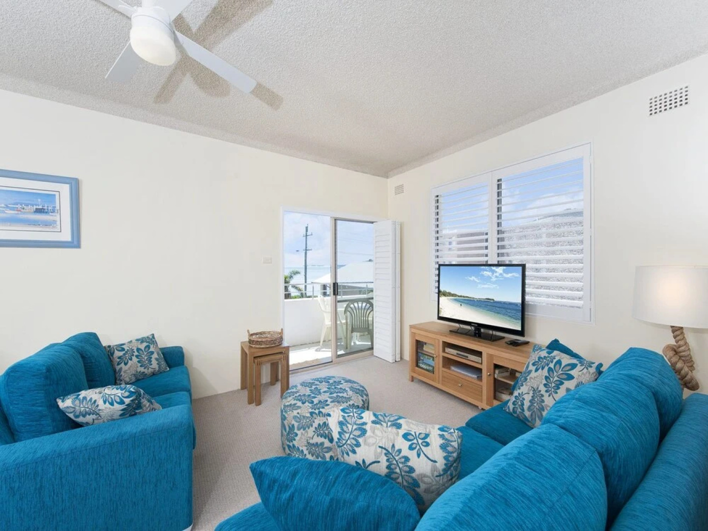 Del Rae, Unit 6/25 Shoal Bay Road