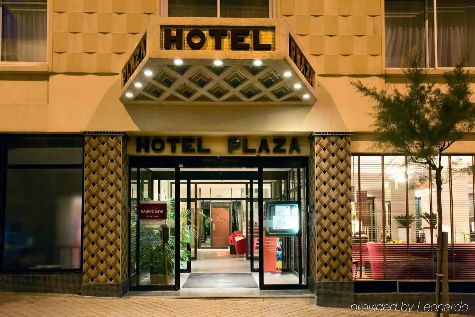 Hotel Plaza Biarritz Plage - Handwritten Collection
