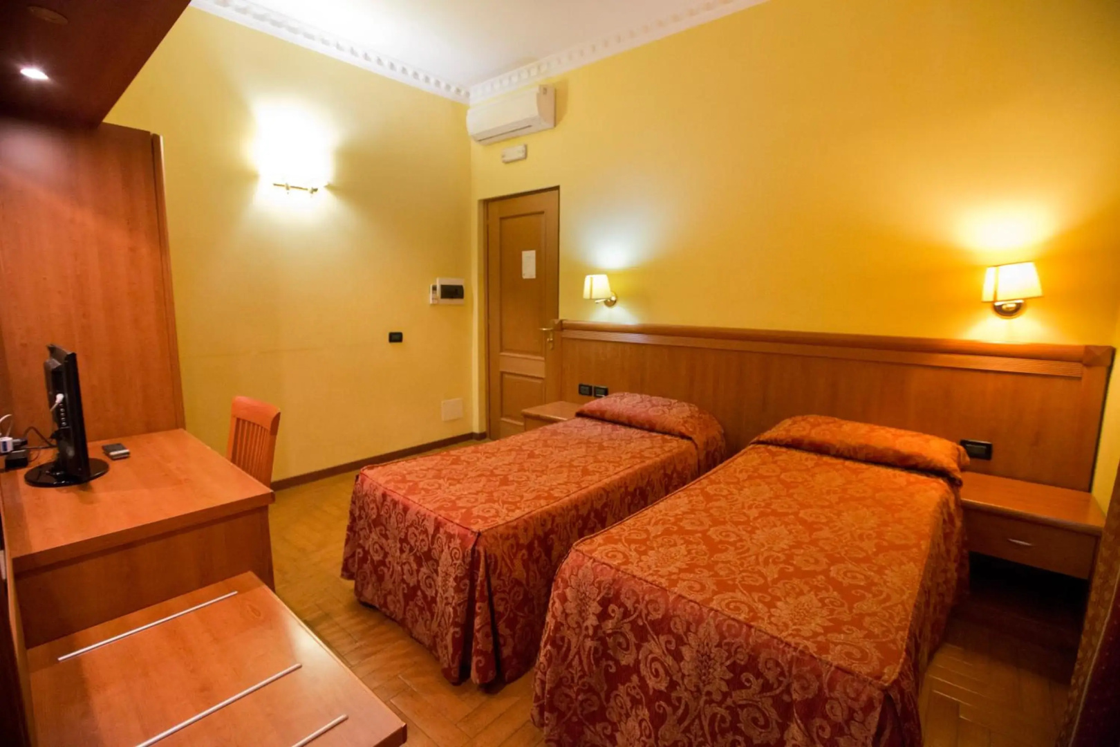 Hotel Lella