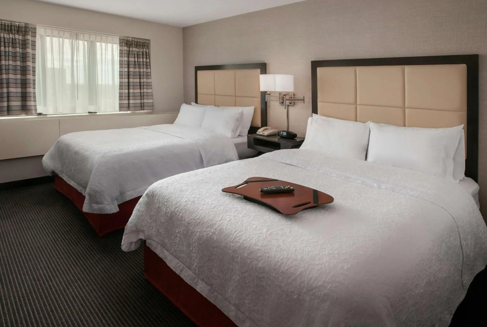 Hampton Inn & Suites Milwaukee Downtown