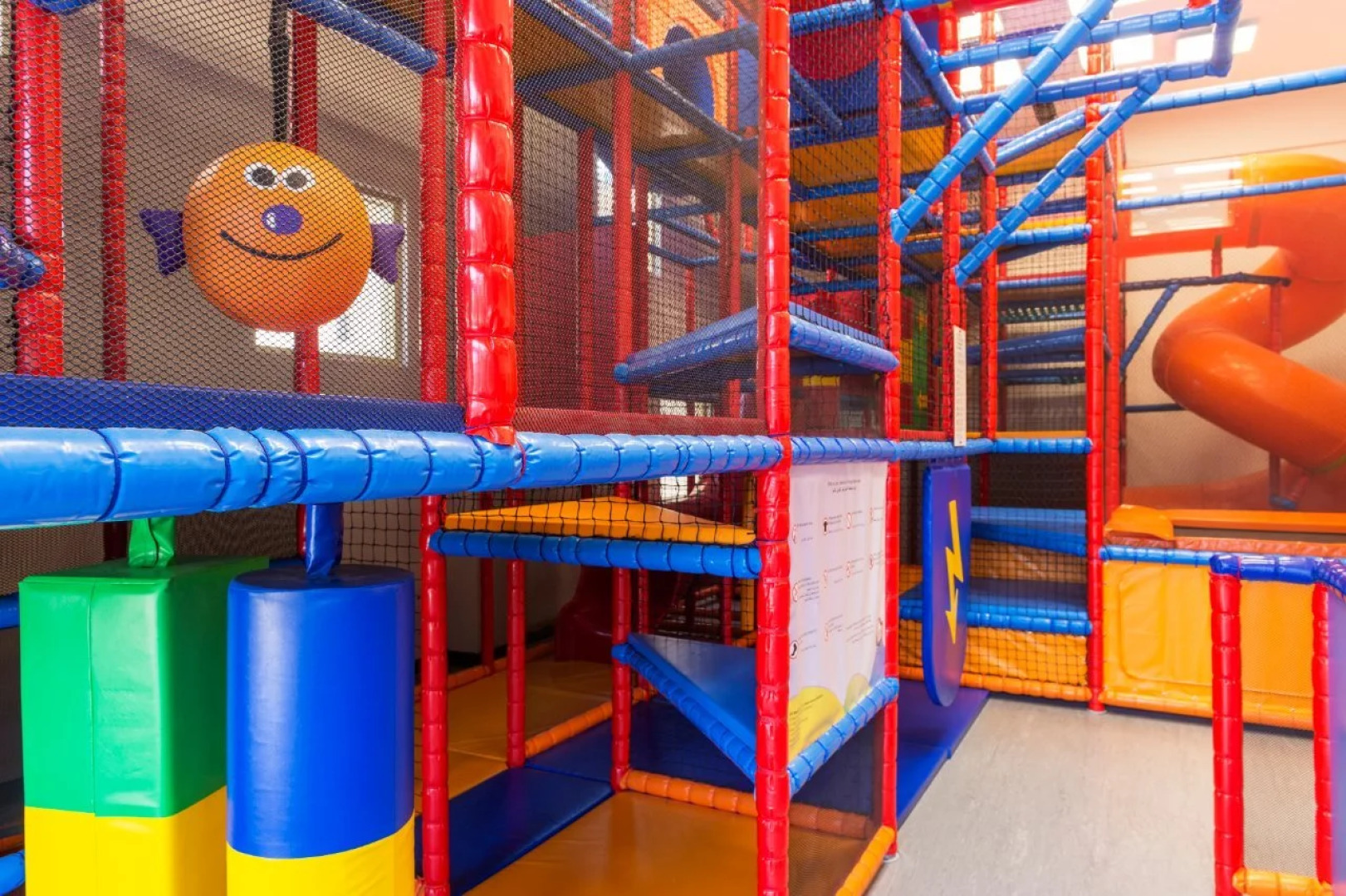 Отель Le Méridien Mina Seyahi Beach Resort & Waterpark