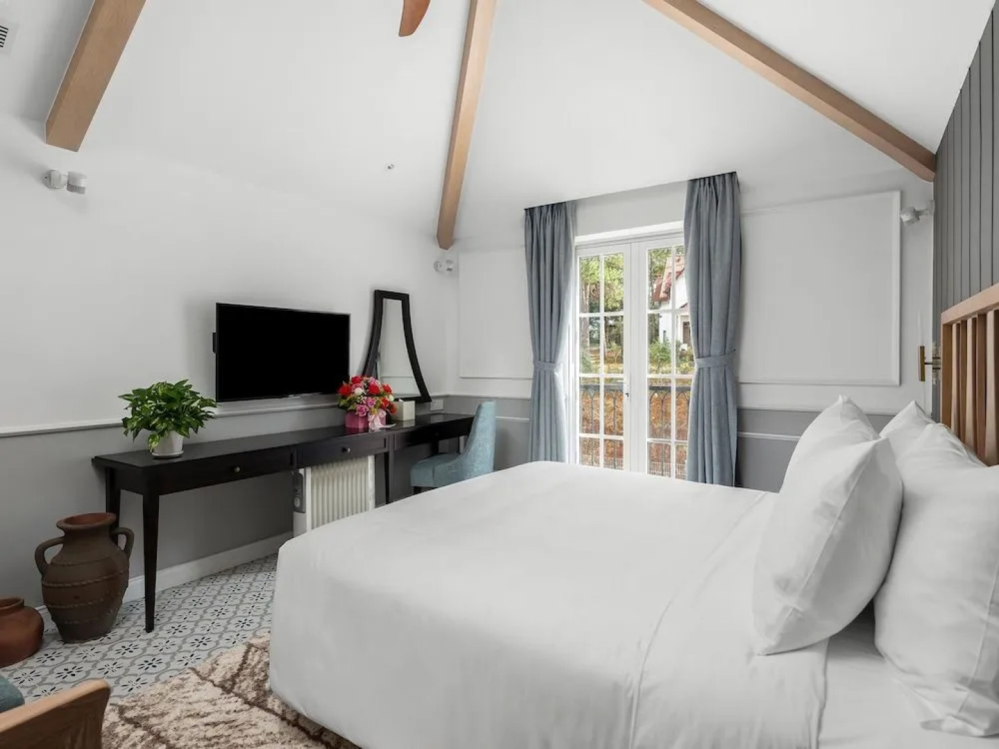 Golden Sun Hotel - Mangden