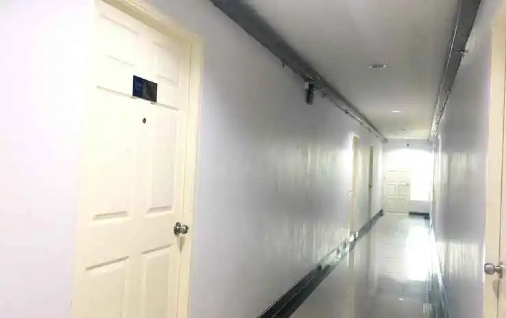 Sutharnlai Apartment