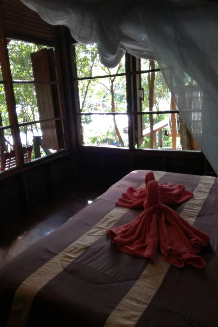 Bonhomie Beach Cottages