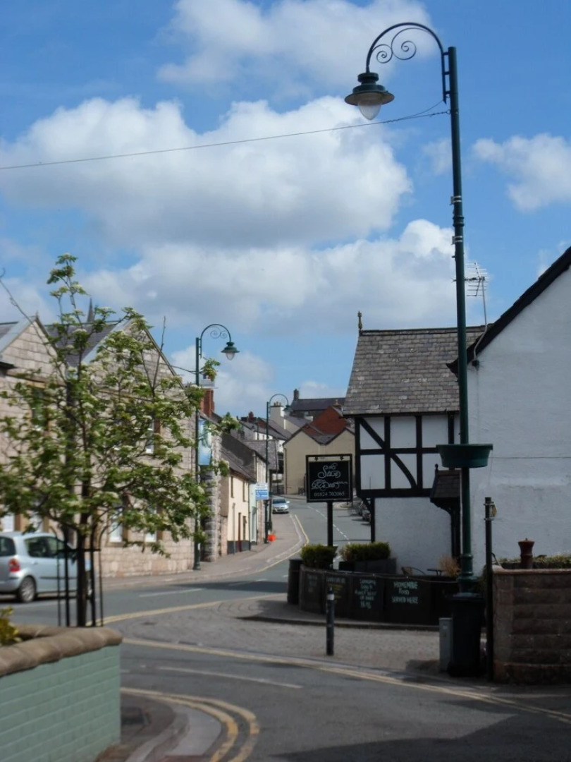 Porth y Dwr - the Secret House!