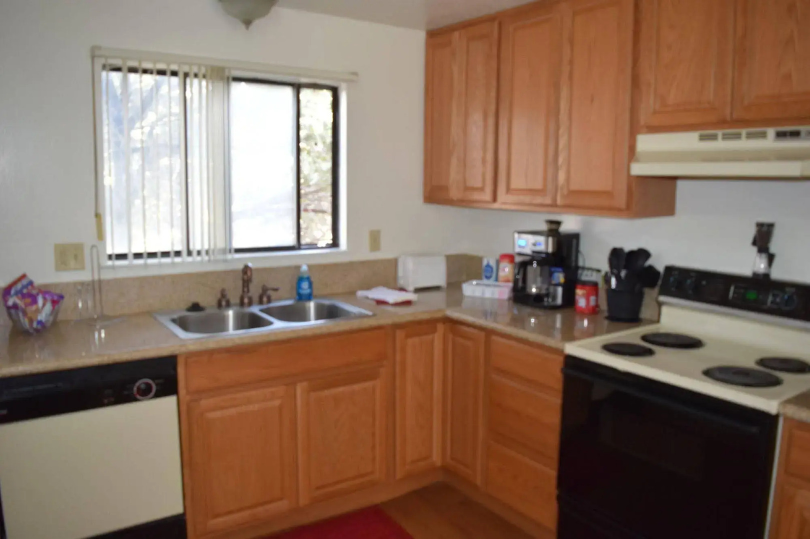 Mactavish Court Townhomes