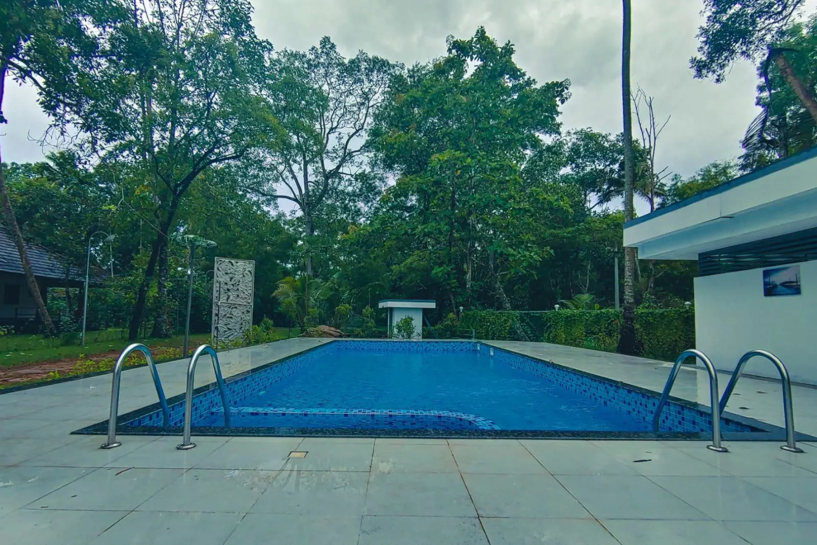 Marari Beach Palace