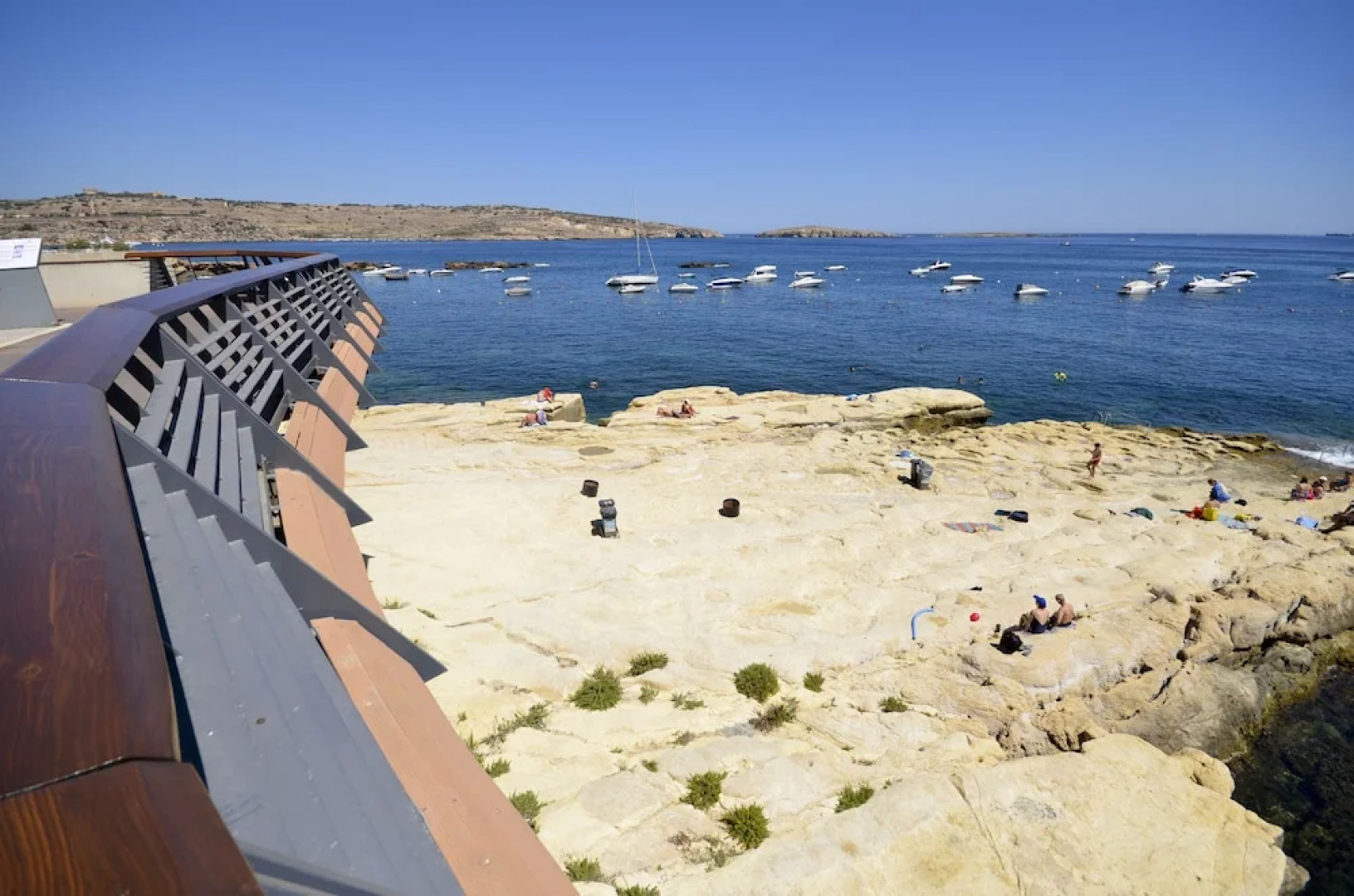 Blue Harbour 1 Seafront Holiday 2-bedroom Apartment With Terrace St Pauls Bay