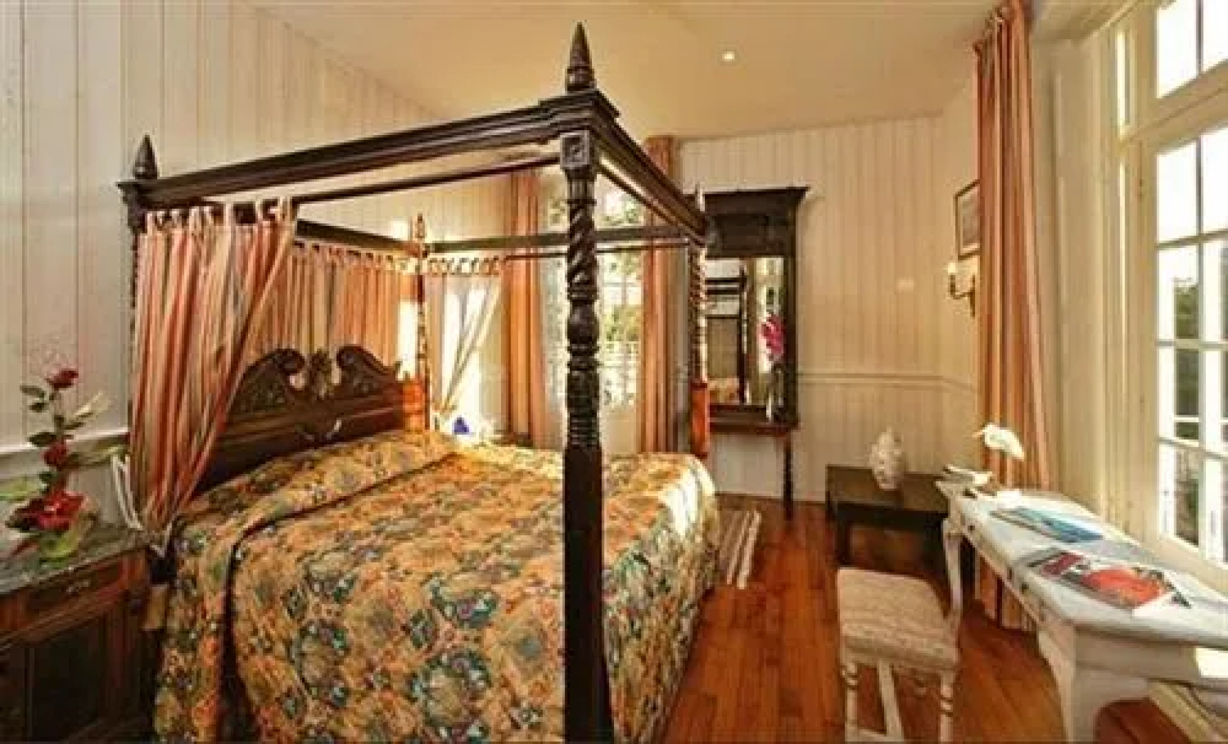 QUALYS-HOTEL Le Château Du Pelavé