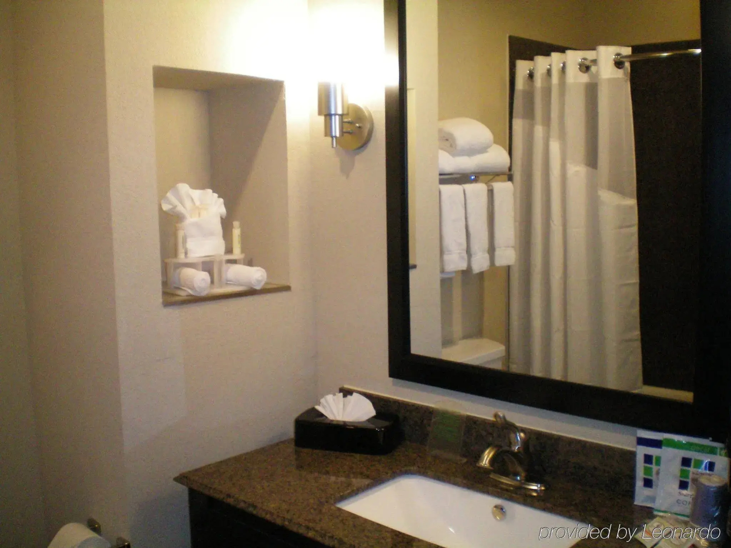 Holiday Inn Express Hotel & Suites BEAUMONT NW by IHG