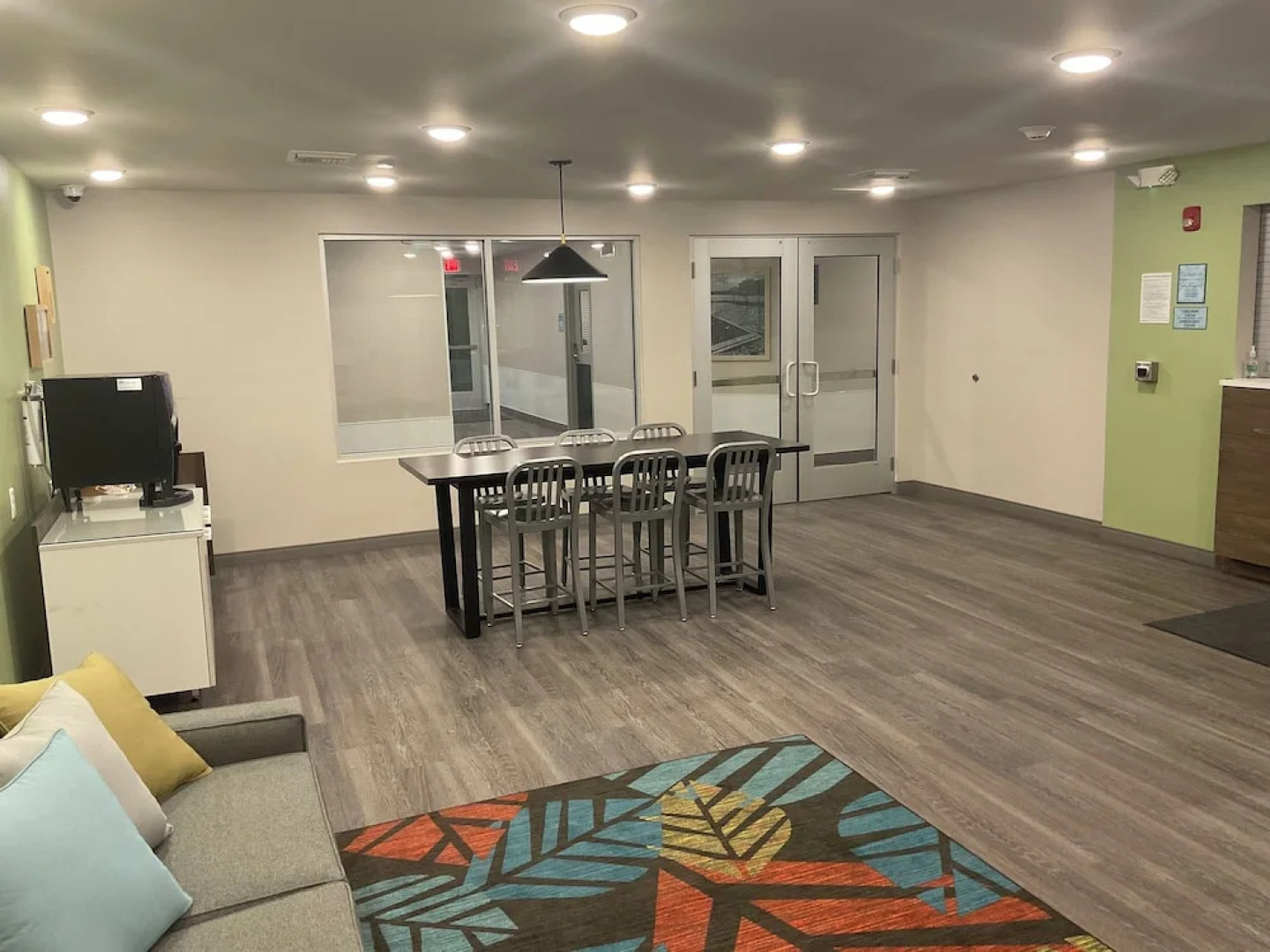 Woodspring Suites East Lansing - University Area