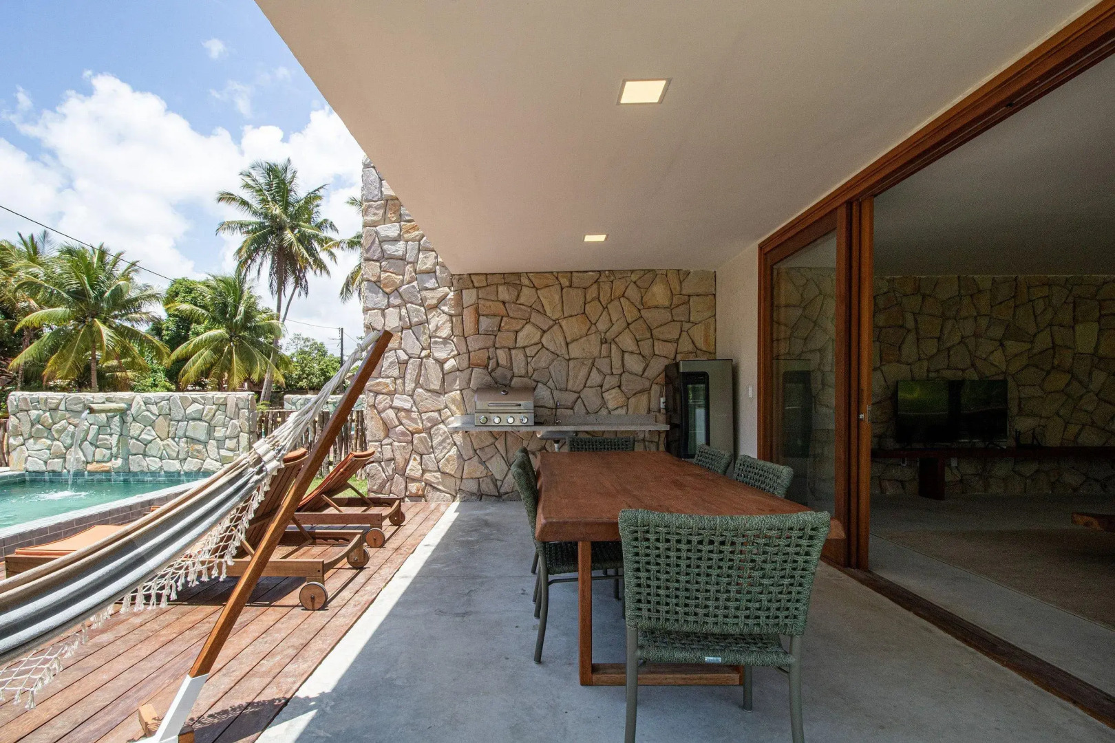 São M dos Milagres Casa 04 Suítes