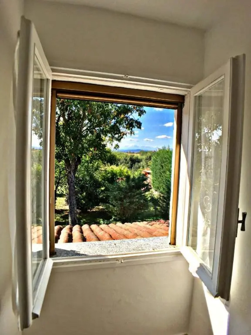 Appartamento in campagna con ampio terrazzo