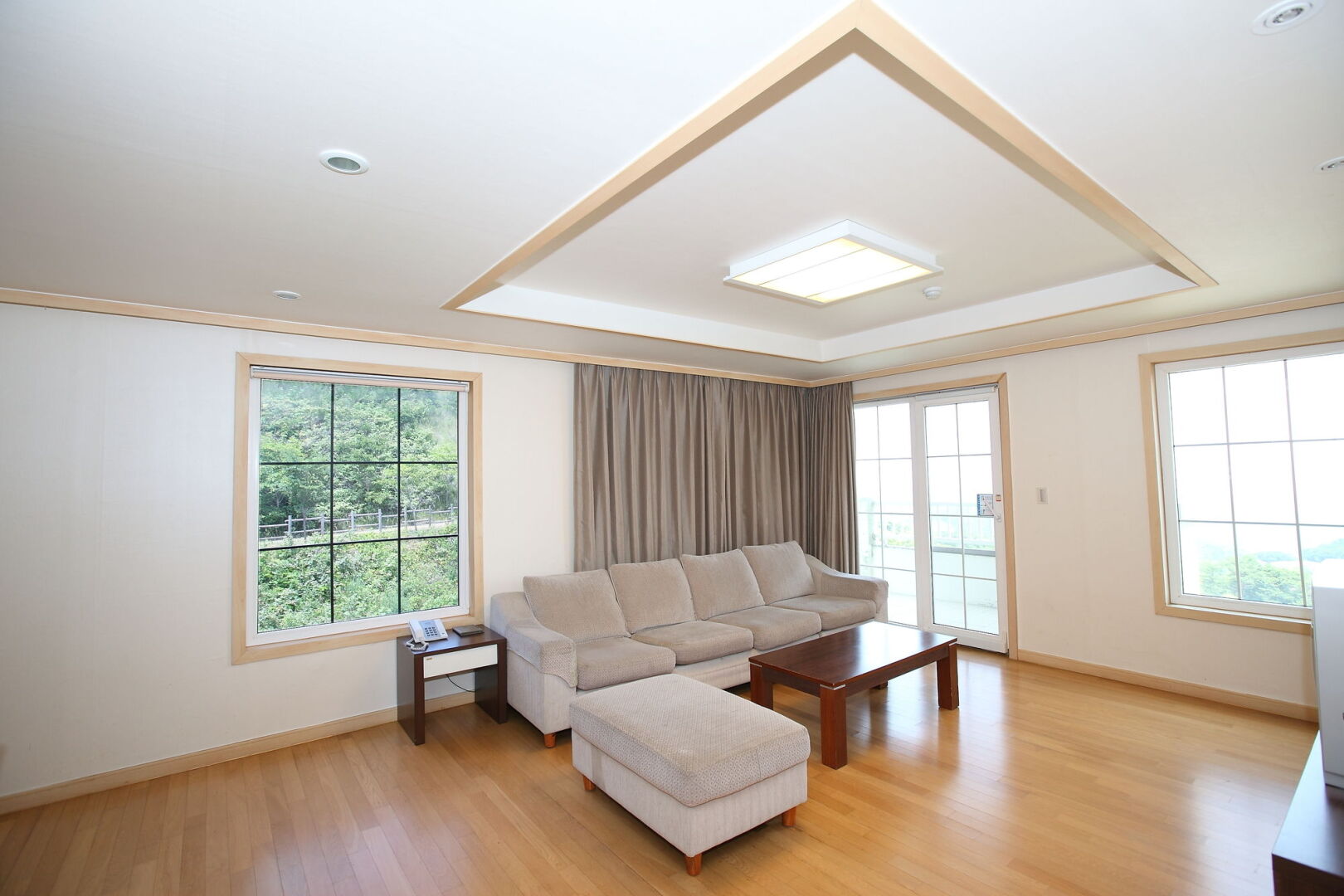 The Mauna Ocean Resort