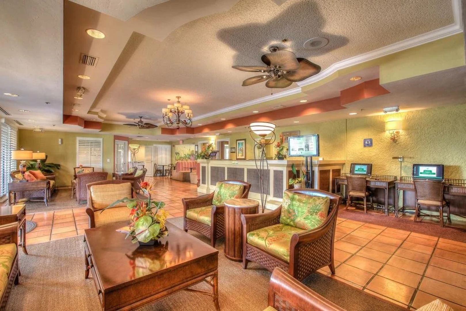 Inn of Naples, Tapestry Collection by Hilton