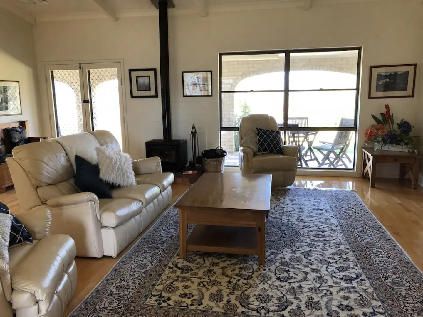 Dam It Getaway- Homestead