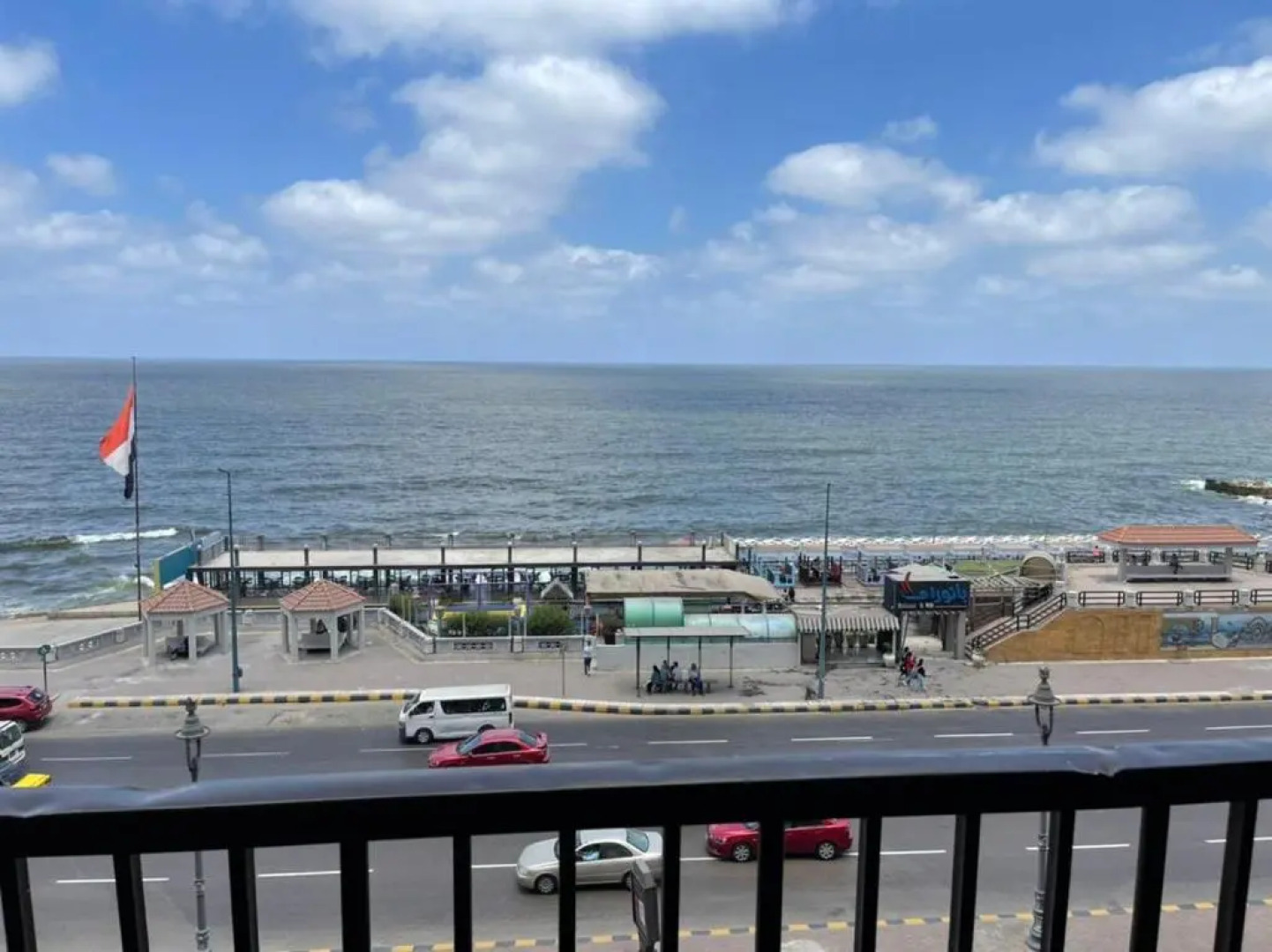 Amazing Sea View 2 bedroom apartment