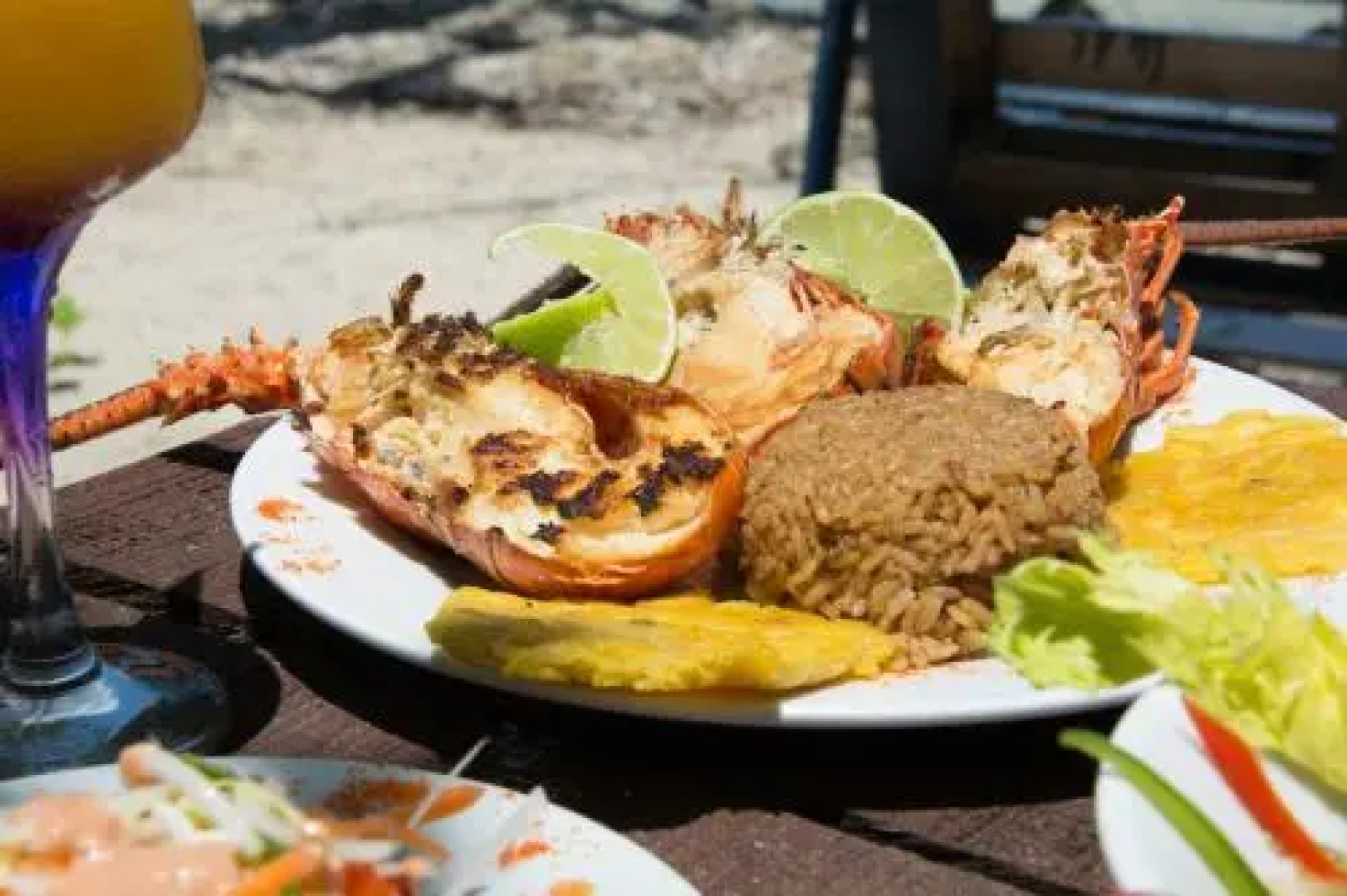 Media Luna Hostel Baru