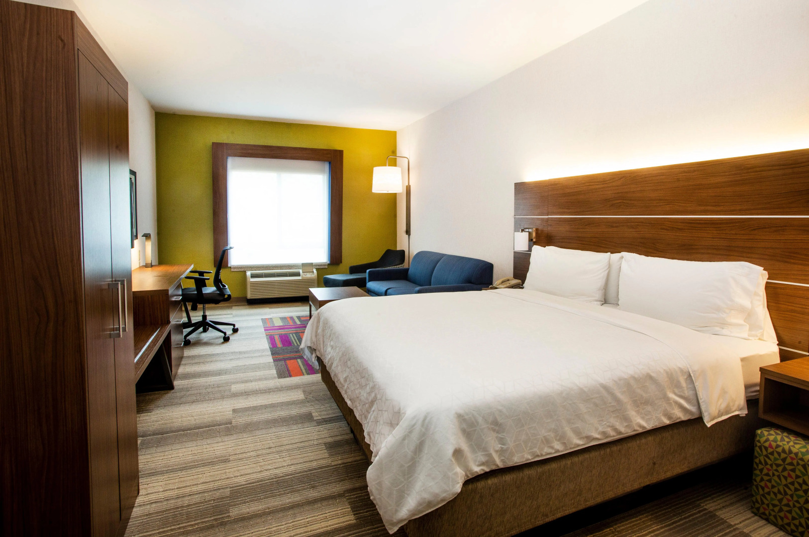 Holiday Inn Express & Suites Bethlehem Arpt-Allentown Area