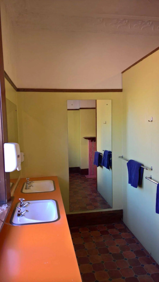 Manor House Backpackers