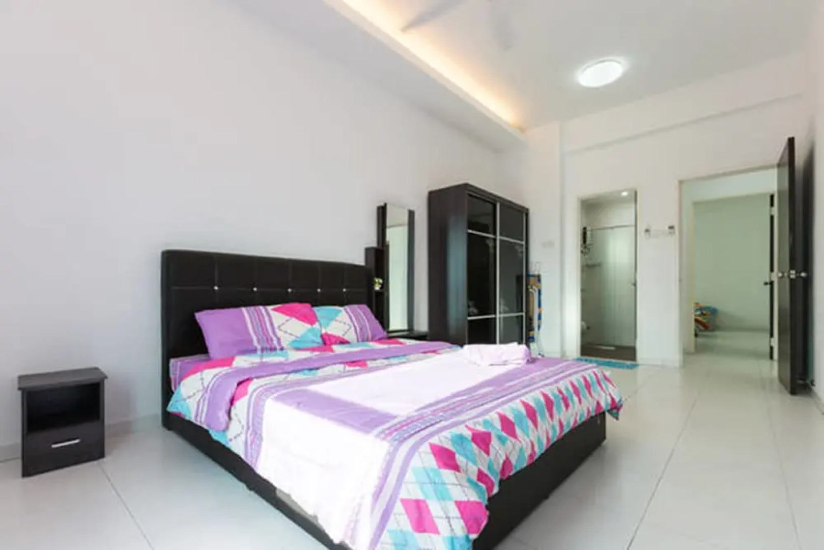 Sky Holiday Home - City View