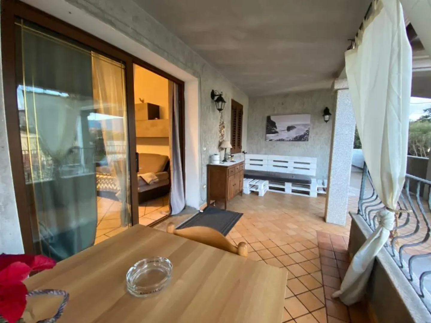 Leo'S House
