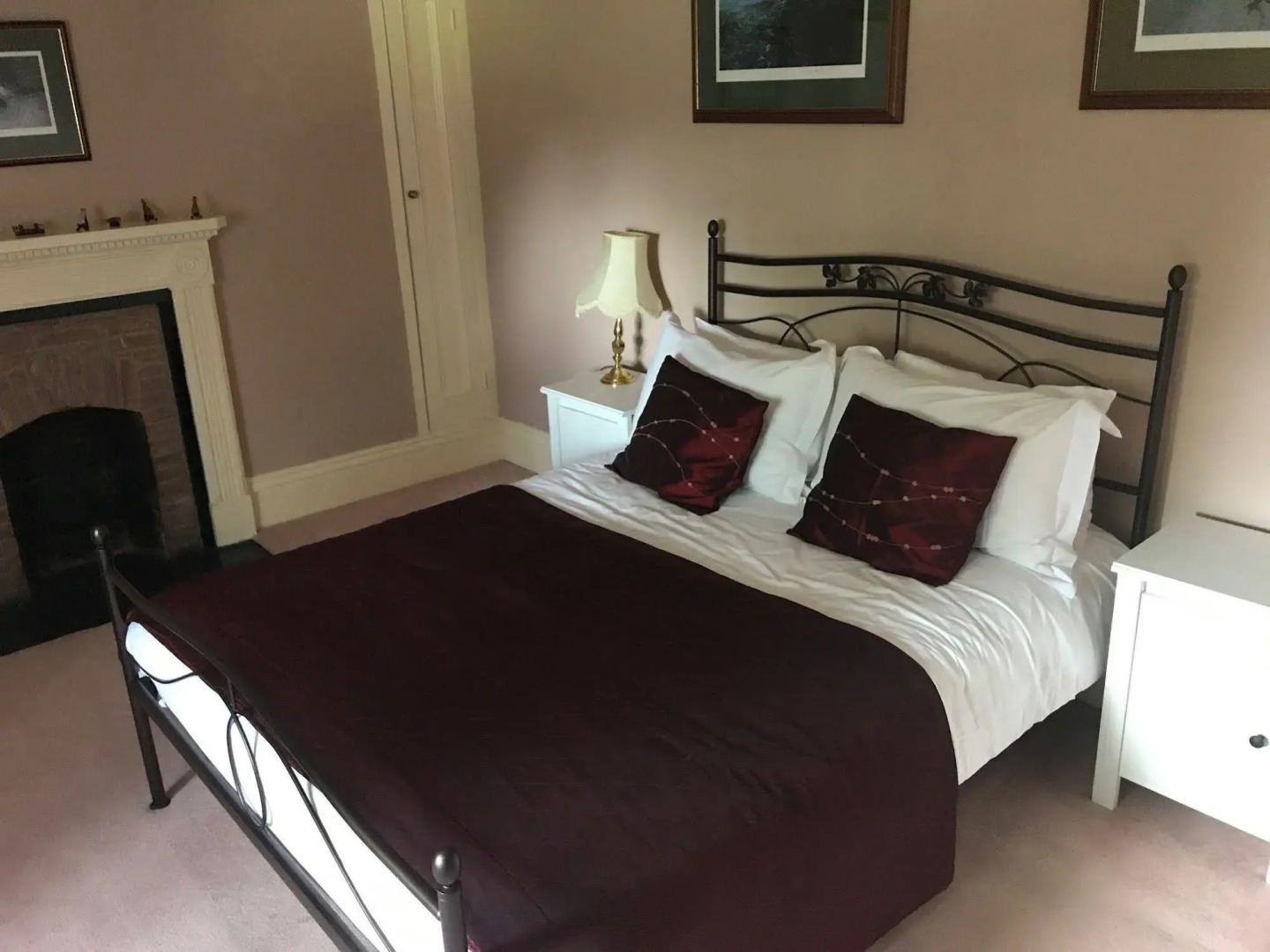 Newburgh House Bed & Breakfast