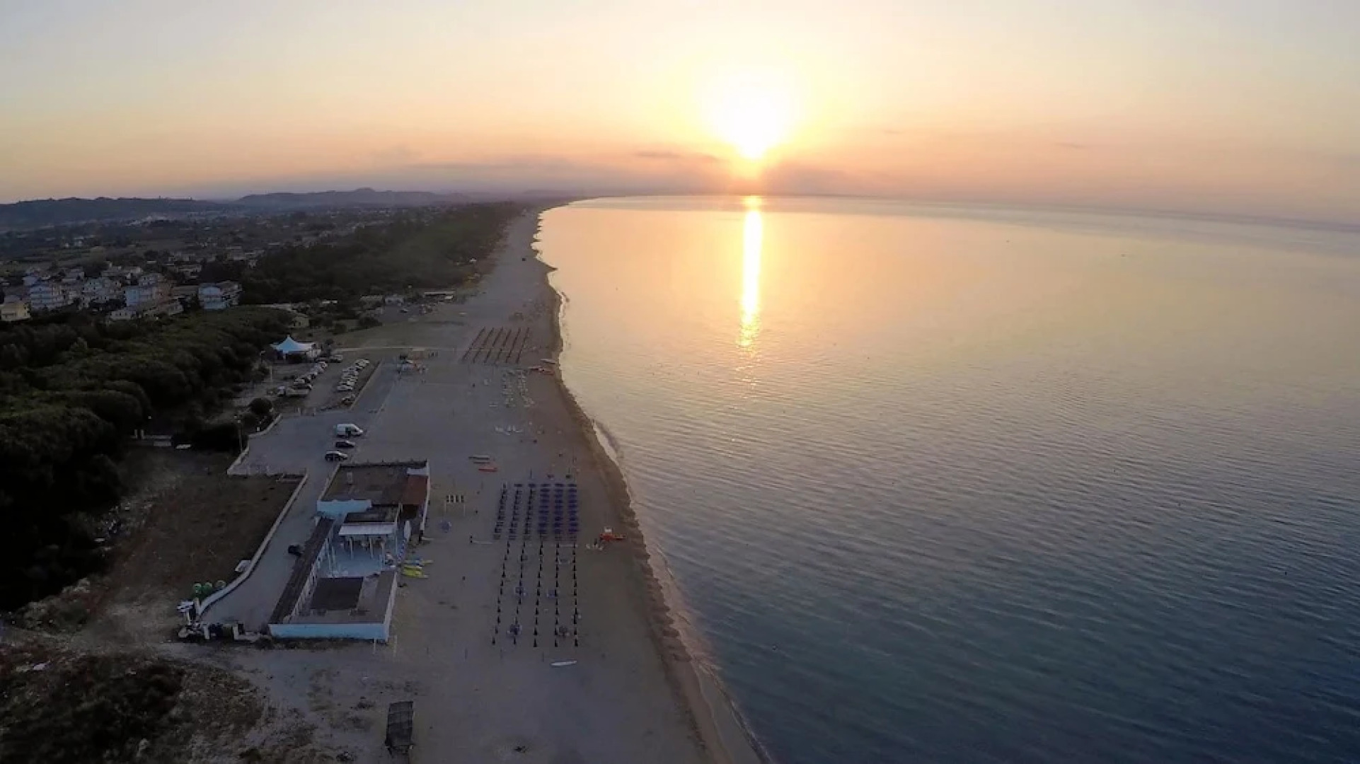 Triton Villas Residence & Hotel