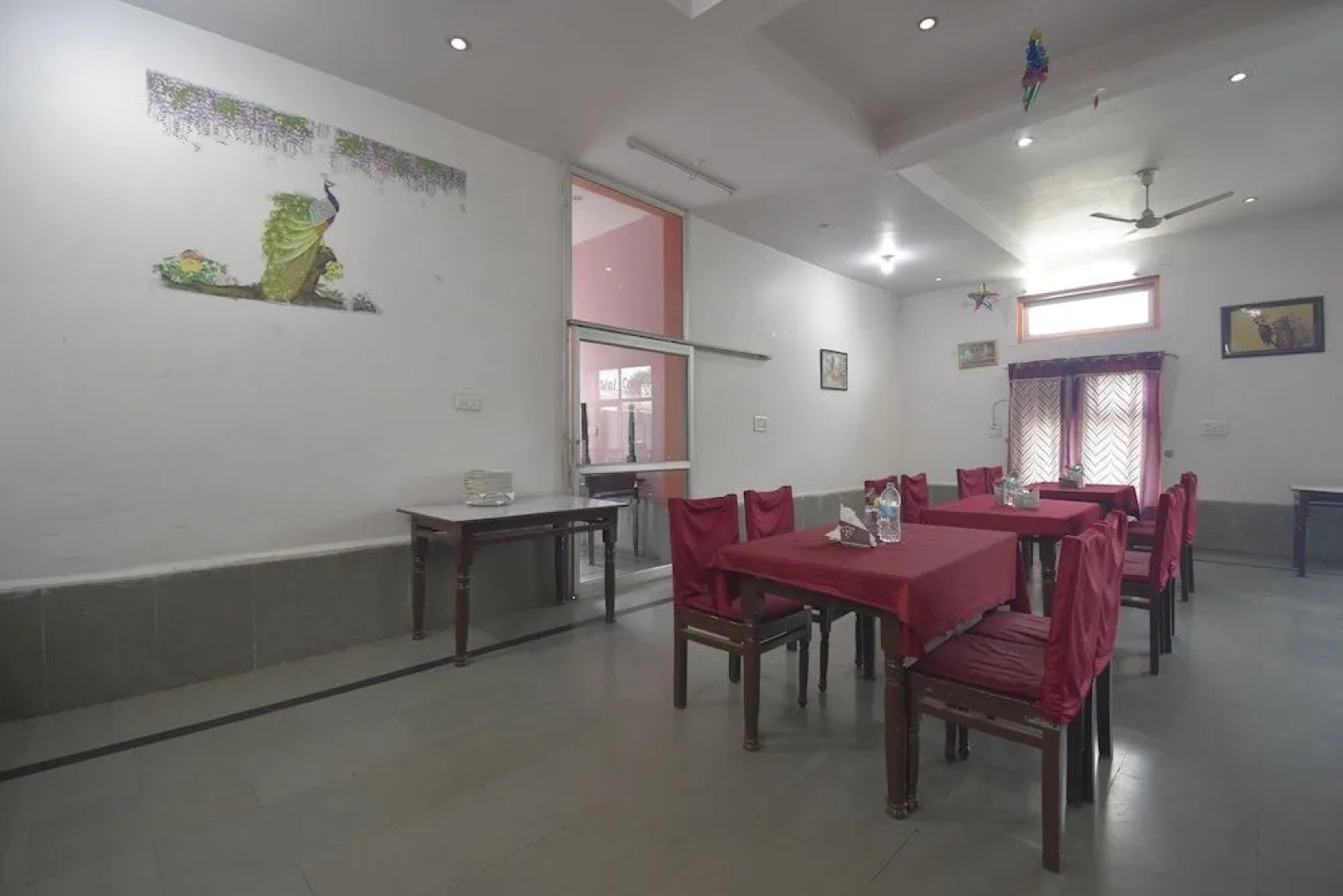 Oyo 47389 Hotel Sun N Star