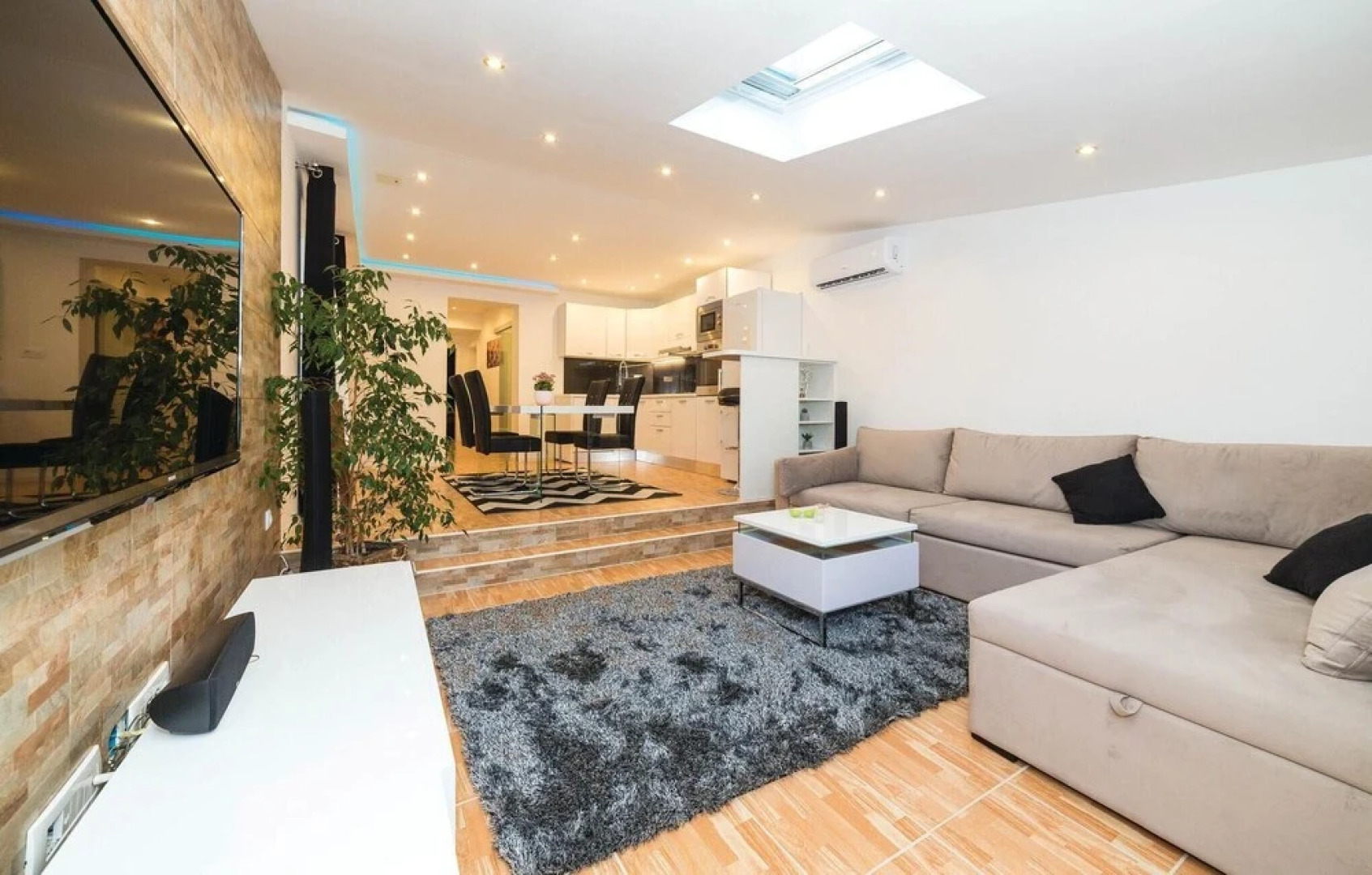 Nice Home in Kastel Gomilica With Sauna, Wifi and 2 Bedrooms