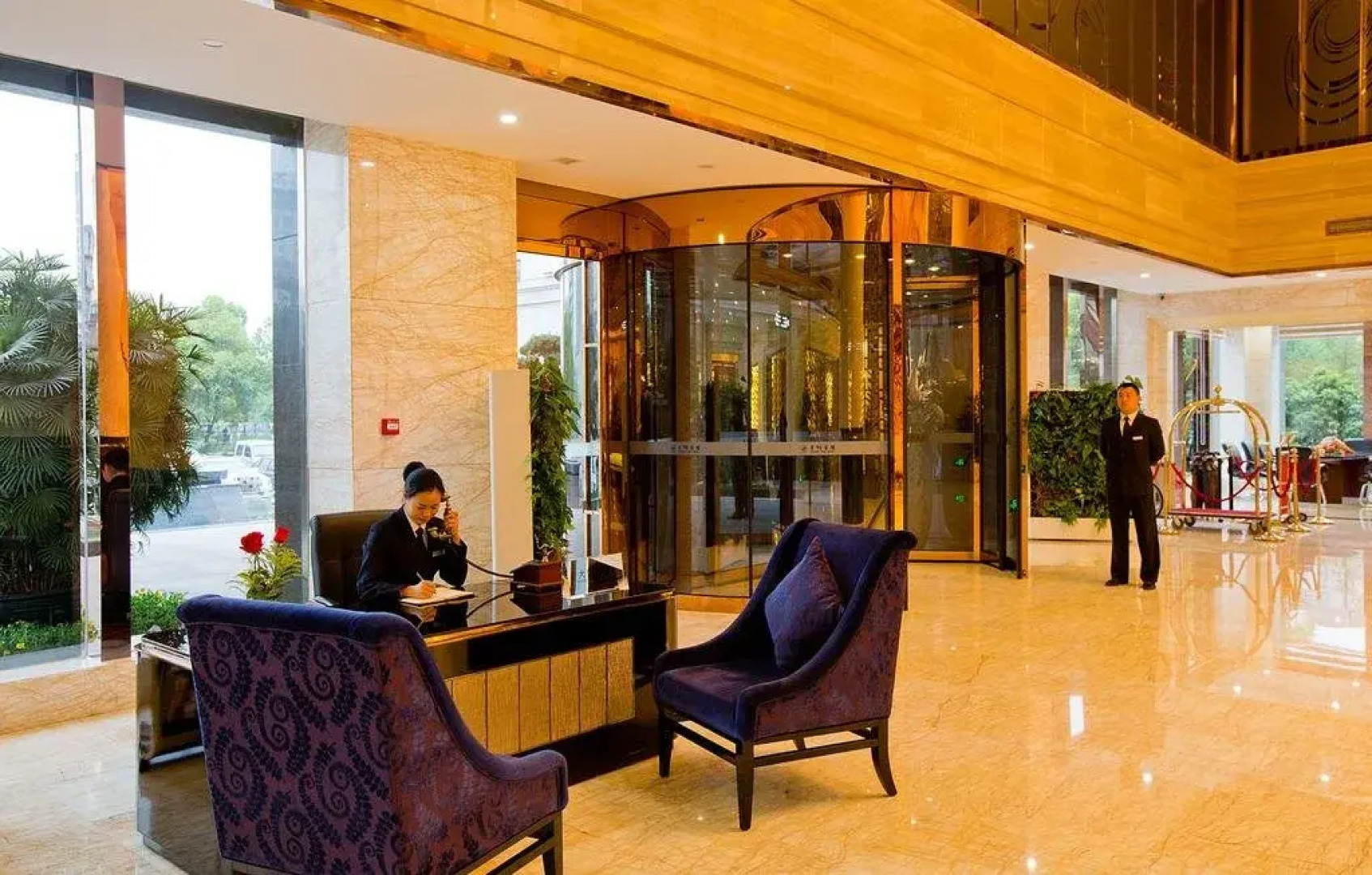 Yichang Jinshi Hotel