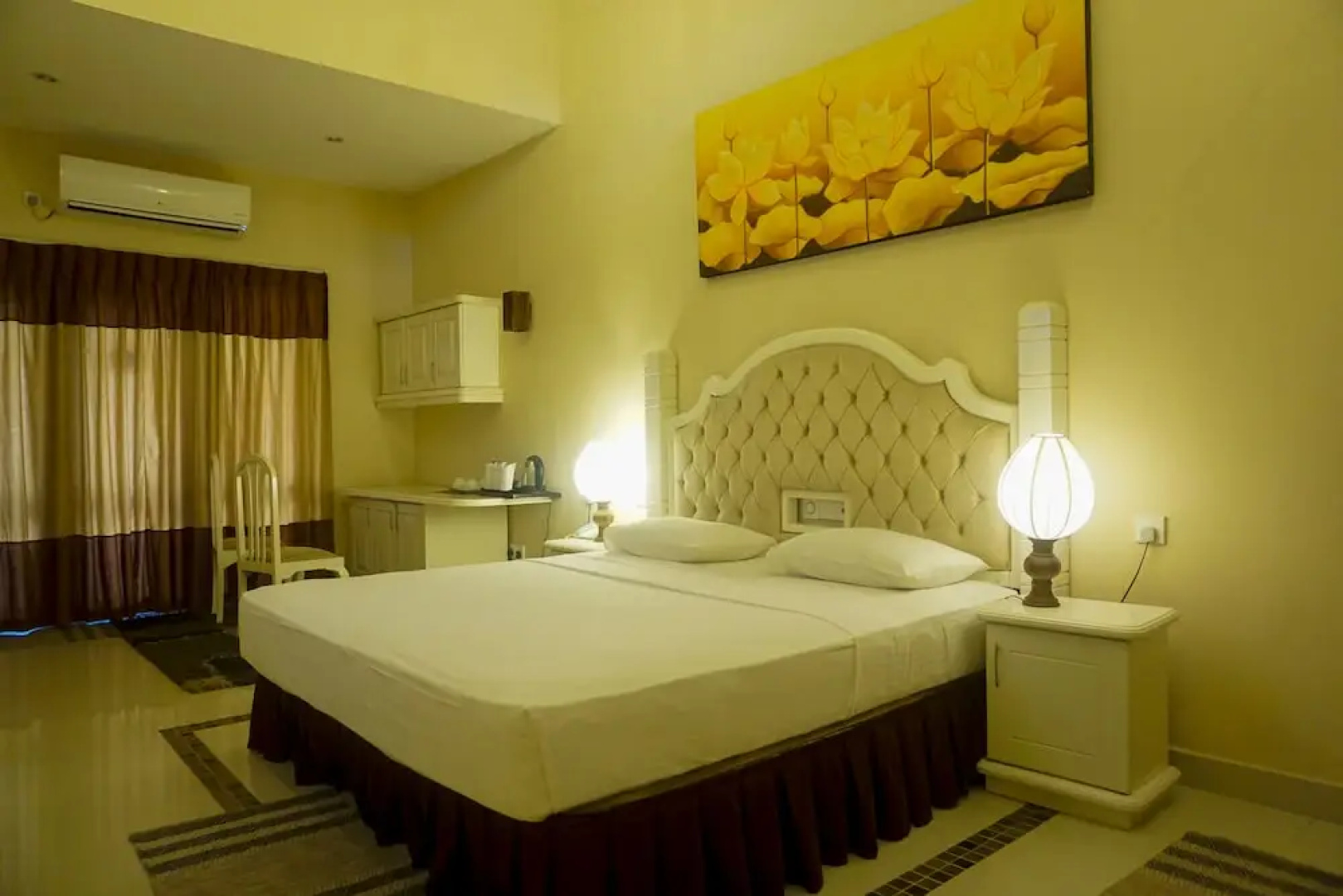 Miridiya Lake Resort