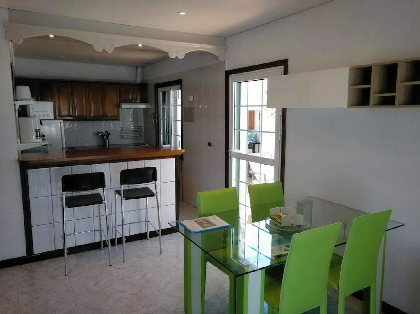 La Casa del Sol, Abades