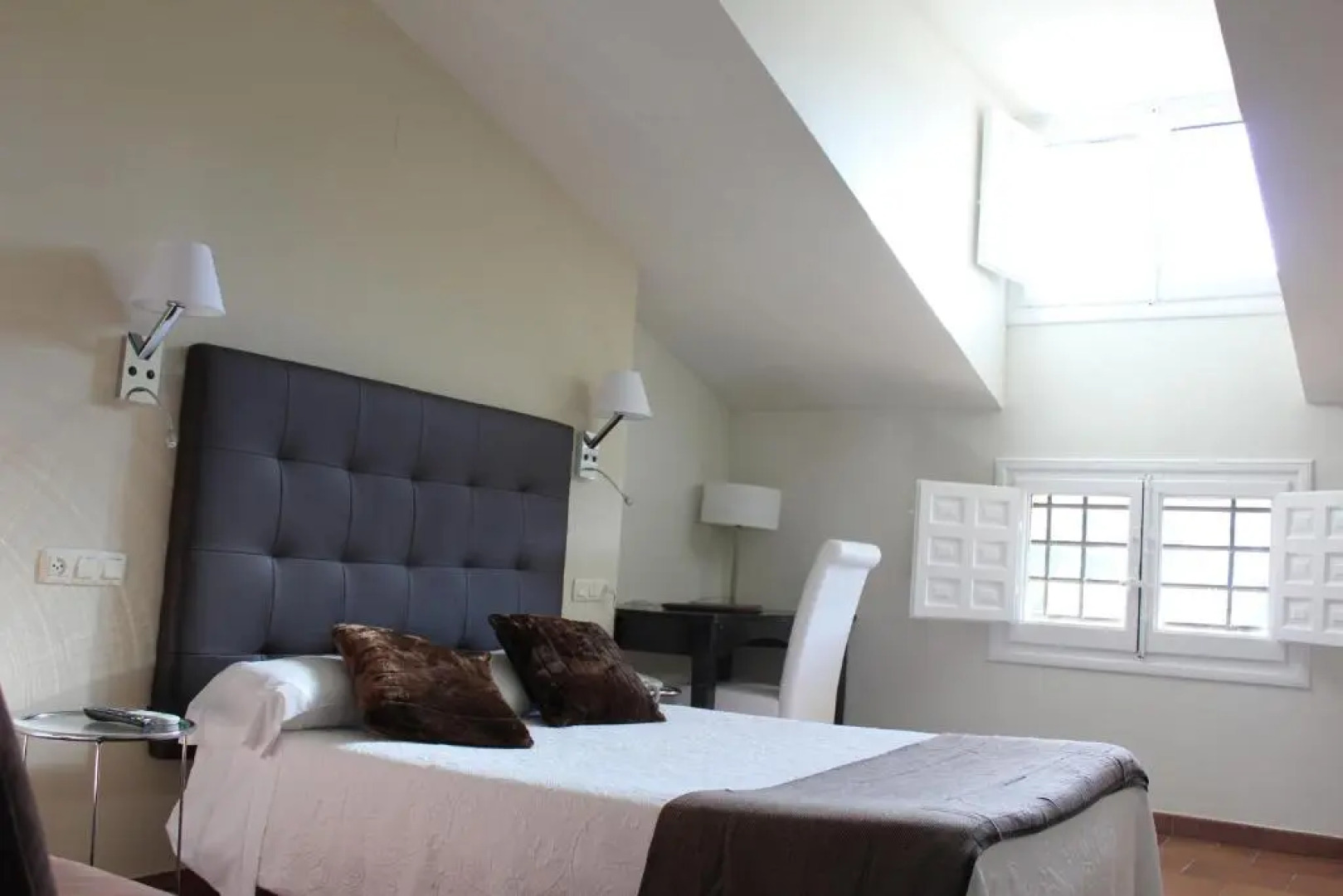 Hotel Leonor de Aquitania