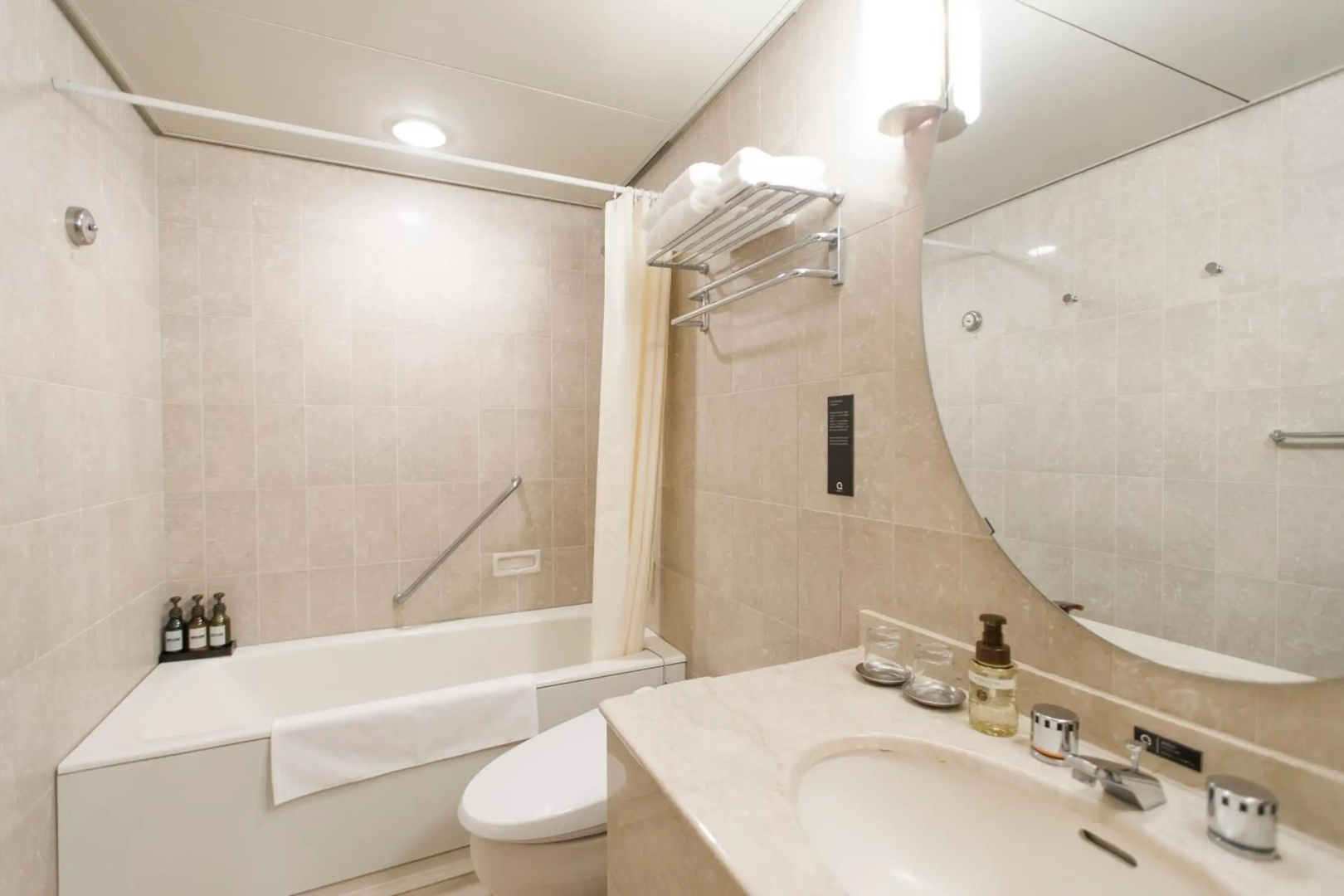 The Qube Hotel Chiba